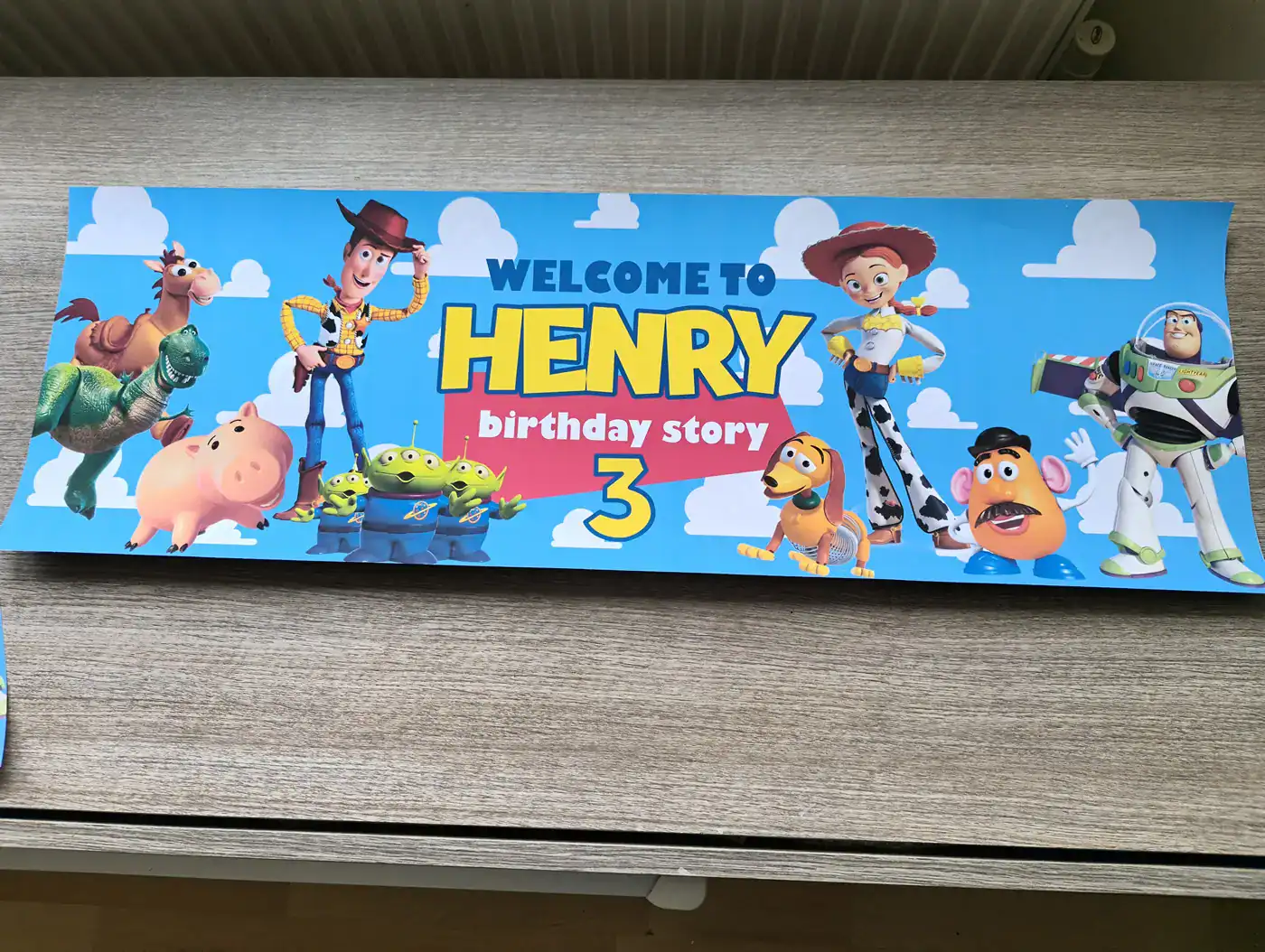 Adhesive Vinyl Banners